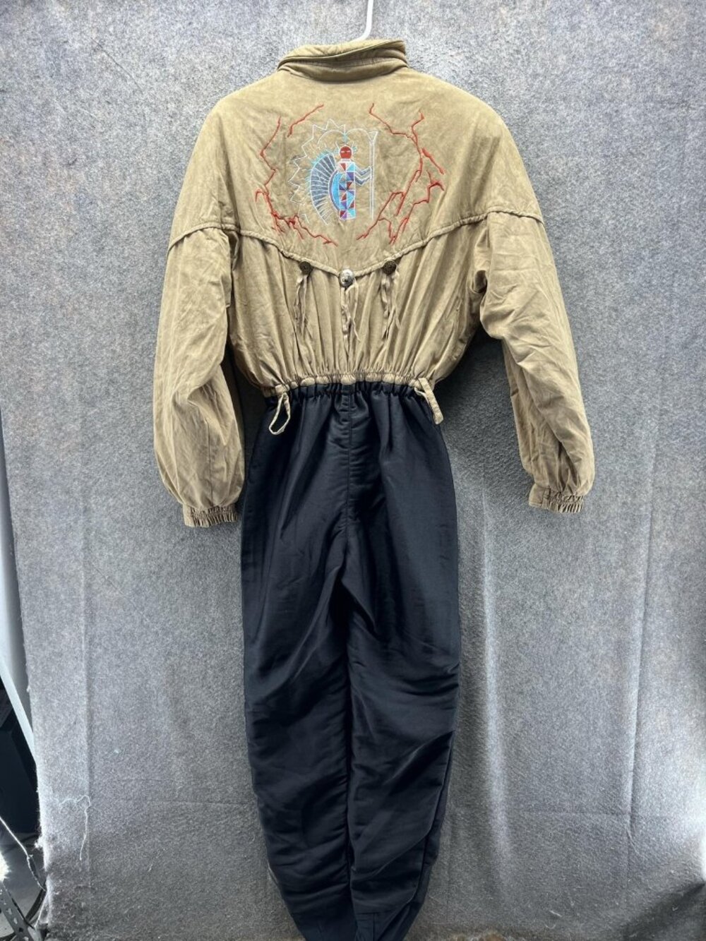Vintage Skea Ski Suit Womens 10 Beige Black One Piece Snowsuit USA Embroidered - Picture 10 of 12